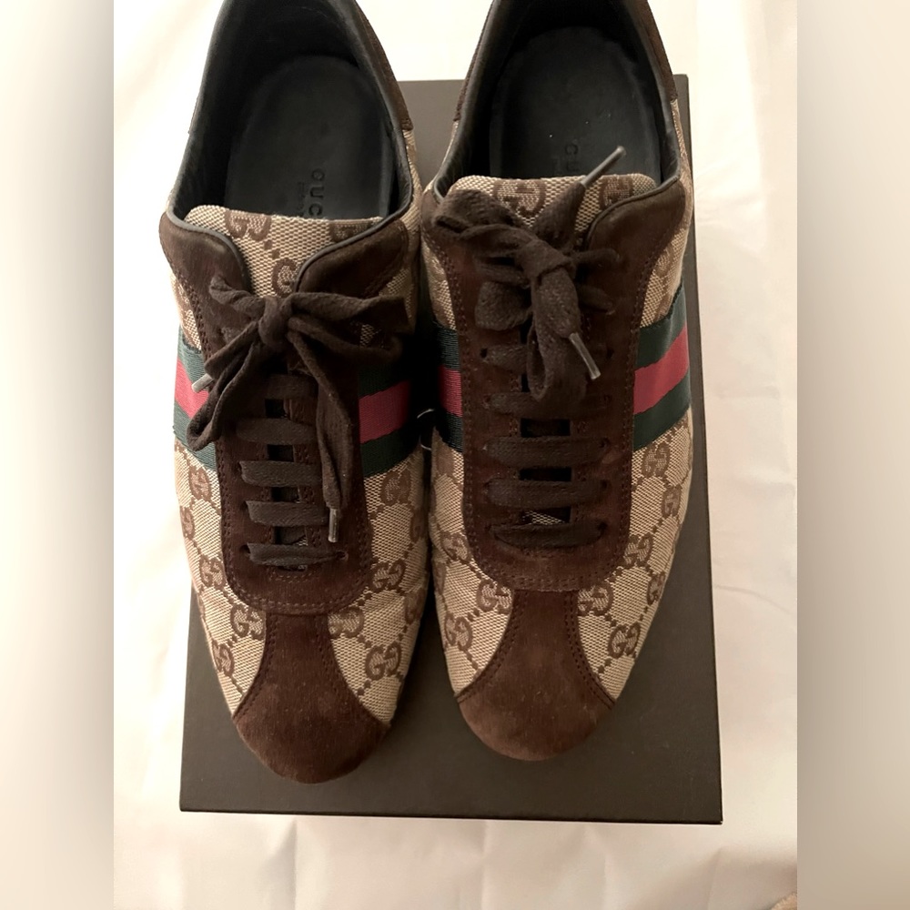 Authentic Gucci Monogram Sneaker*Unisex* fit’s women 8 1/2 Brown/Tan